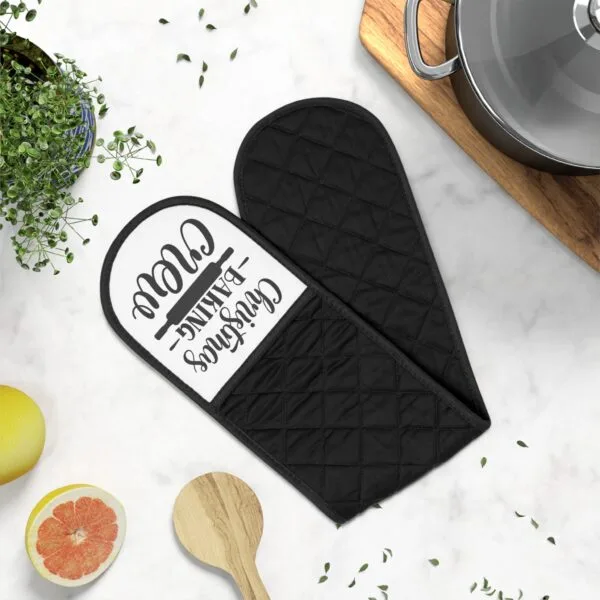 Baking Christmas Crew Quotes Oven Mitts Best Gift For Wife, Mother, And Family
